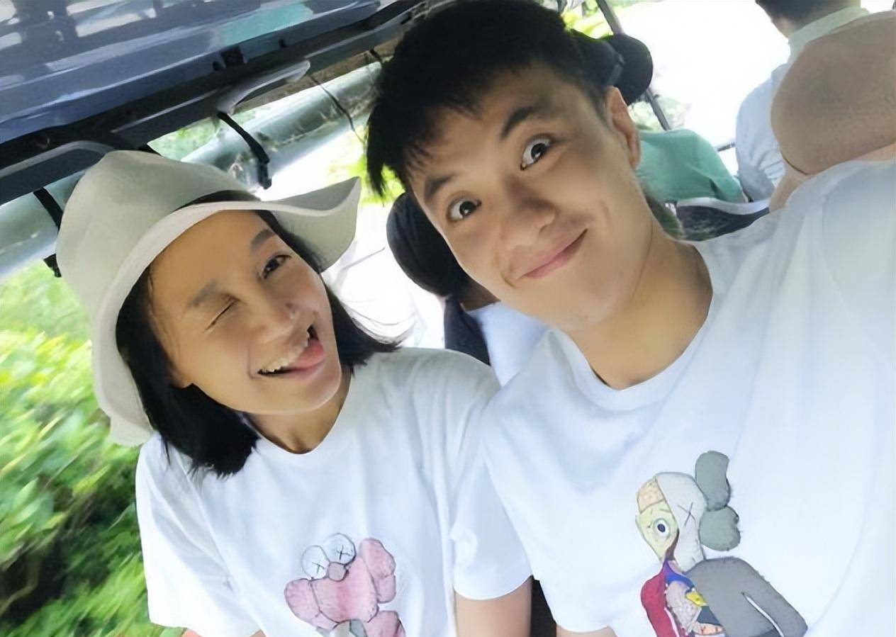 原创有种“整容”叫朱丹结婚，老公周一围变化不大，她却像换个人