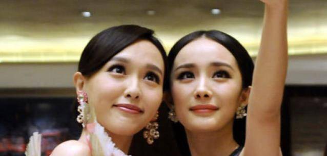 原创与曾志伟拍豪放戏，公开喊王晶爸爸，唐嫣真的是傻白甜吗？