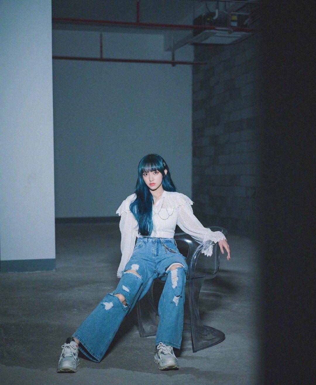 原创程潇挑战lisa埃及艳后装扮，真发不够回形针来凑，密集恐惧症劝退