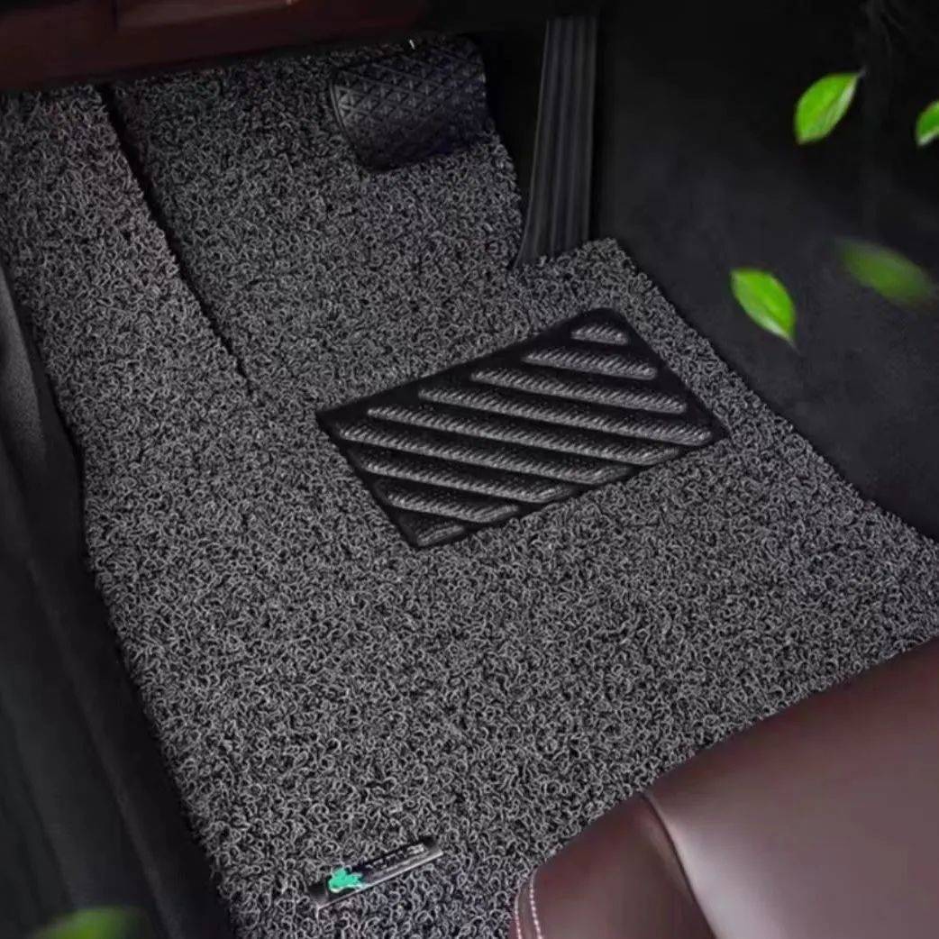 每日汽车知识介绍——汽车脚垫材质大盘点