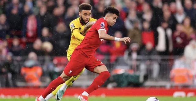 英超联赛免费高清直播+实时赛程+积分预测（2025赛季全覆盖）英超豪门之夜：利物浦3-1逆袭领跑切尔西4-3绝杀曼联