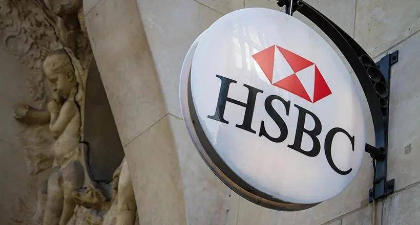 无限额的贷款,所以他才在短短20年时间内从一无所有,变成了世界船王。汇丰银行(来源:港辰国际)而此时