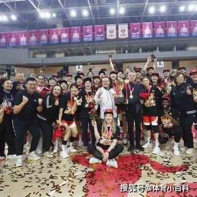 四川女篮卫冕WCBA总冠军，李梦获得MVP