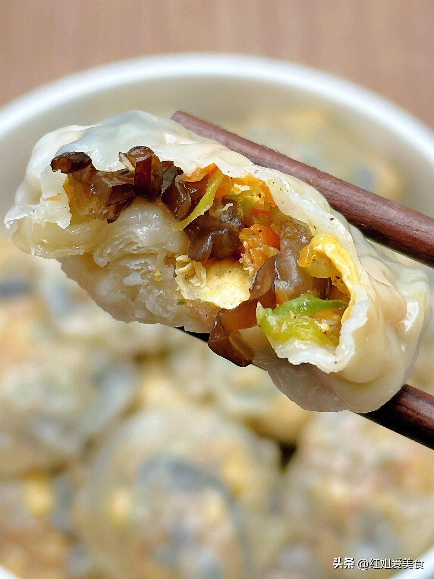 低脂的饺子太香了，减肥的朋友也可以吃，营养又健康