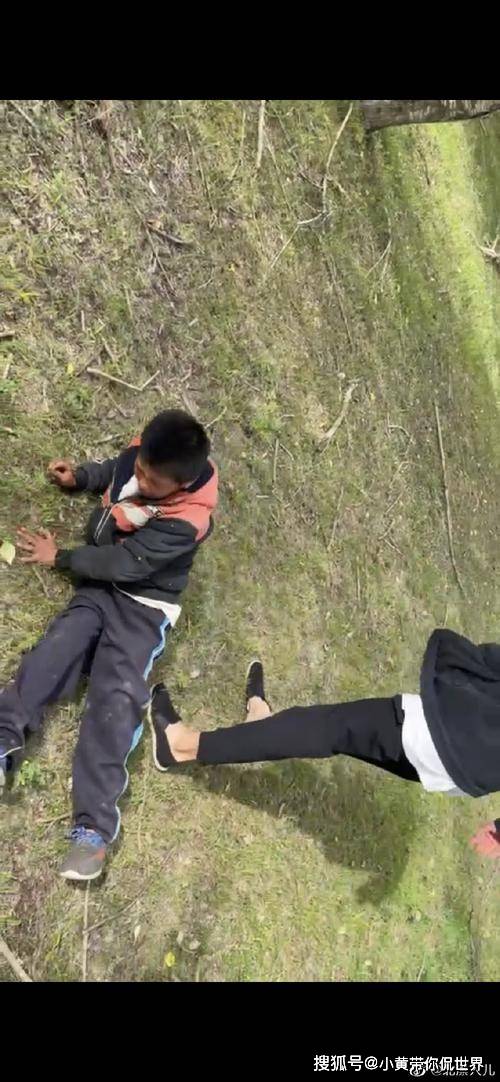 湖南吉首初一女生遭多人霸凌致耳膜穿孔、身体挫伤，派出所：已立案