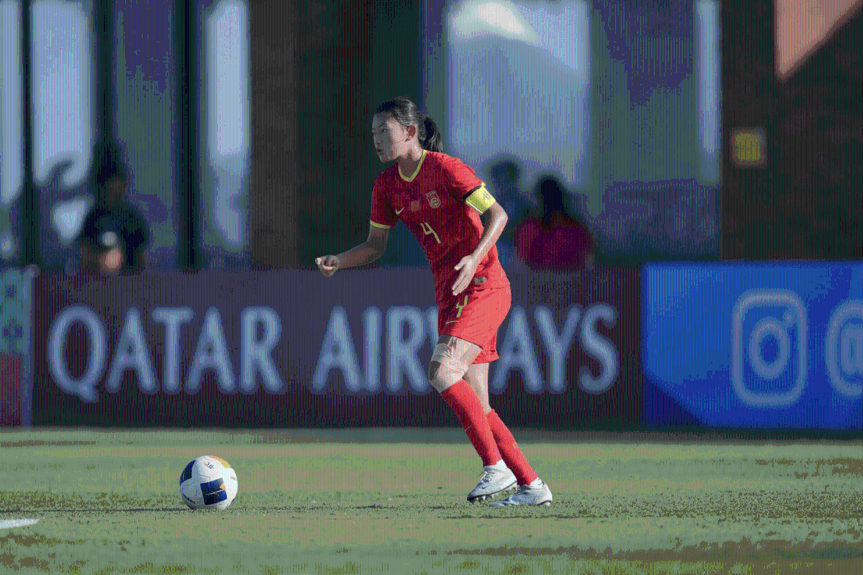 中国女足0-1朝鲜队！两连败丢5球无缘决赛，与韩国队争世界杯名额