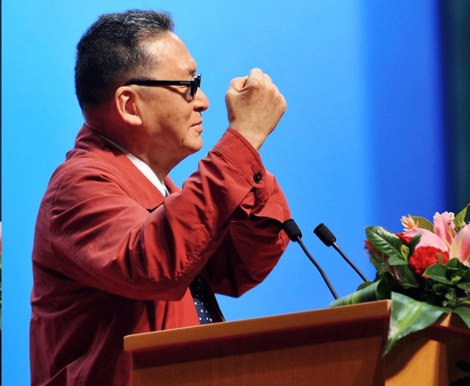 原创李敖说：“人性的丑陋就是在无权、无势、善良的人身上挑毛病。”