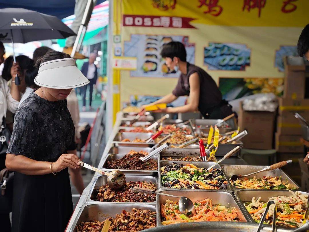 迅雷看看：香港资料大全正版资料2024年免费-家常美食：不蒸馒头也香浓多层美味馒头新体验