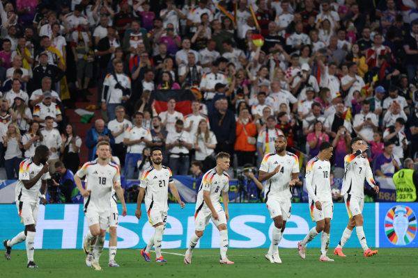 德国5-1横扫苏格兰 两亿起飞 中锋接力 展现欧洲杯争冠实力