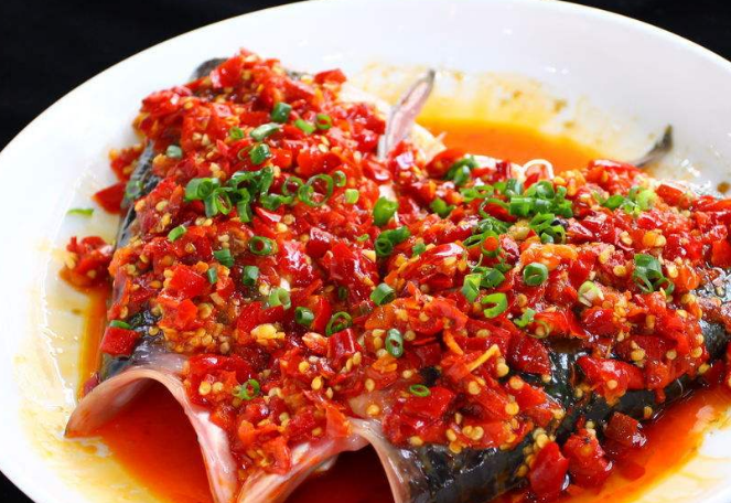 中华美食里的五道名鱼，吃过三种是行家，都吃过的是美食专家