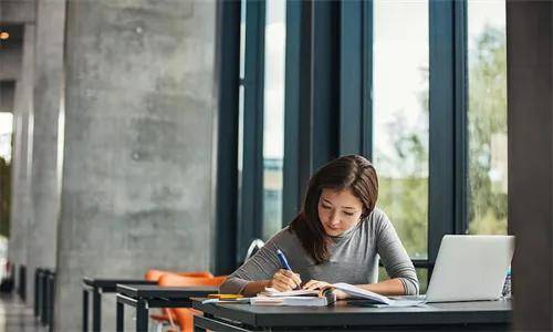 乐鱼体育- 乐鱼体育官网- APP世界杯指定平台德国留学一年得多少钱？亲身经历者来发言