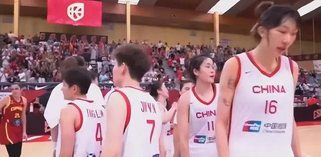 中国女篮惨败西班牙，韩旭16+6独木难支，半场仅得26分