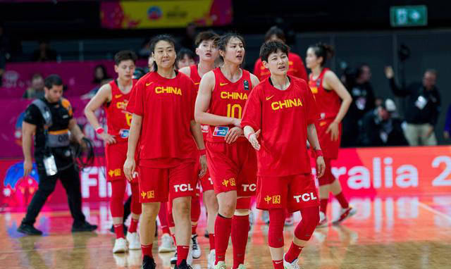 中国女篮阵容正式公布，16名队员出征巴黎奥运会争夺银牌