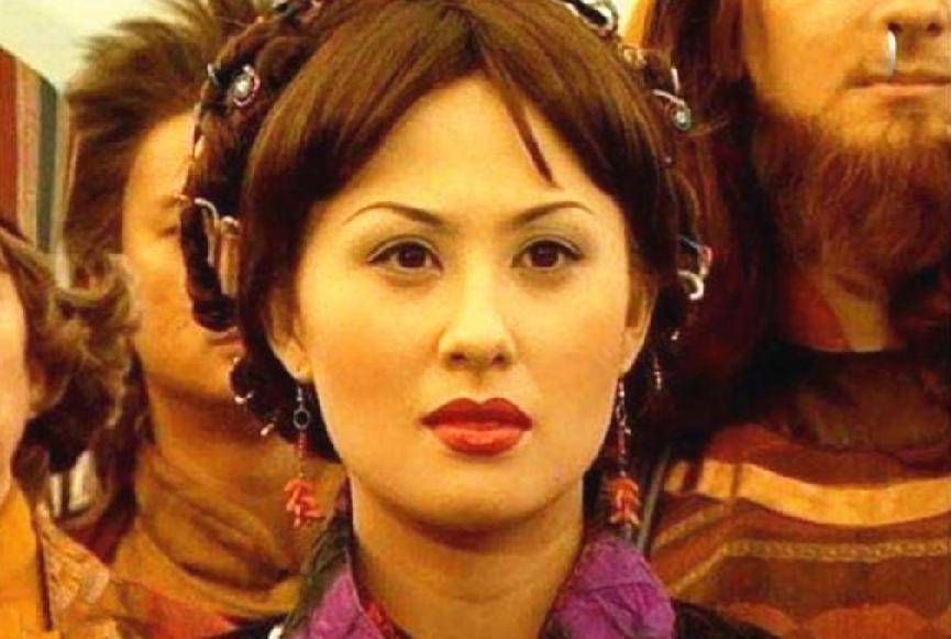 自爆婚礼前流产，嫌弃穷男友嫁富豪被弃？江欣燕：不要一分赡养费