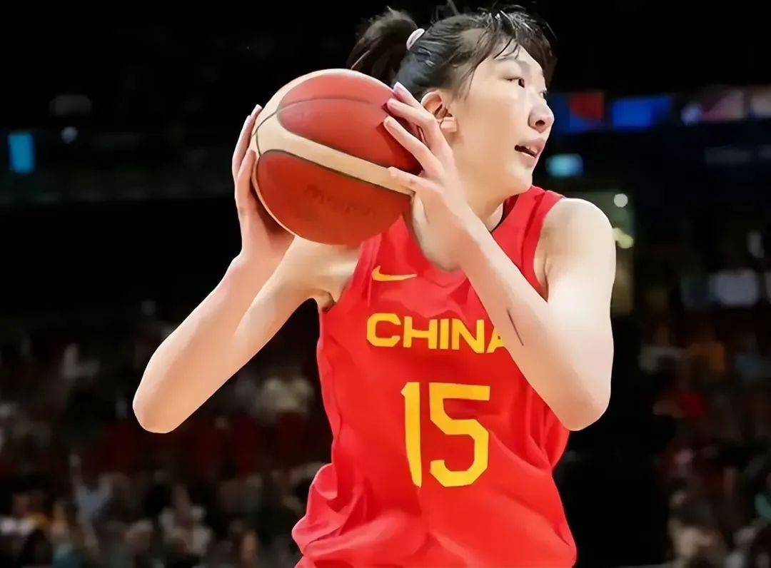 中国女篮再输塞尔维亚，热身赛2胜7负，奥运冲击领奖台不现实！