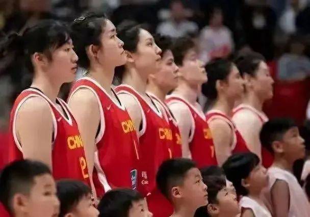 丢掉幻想正面现实，中国女篮28分再输澳大利亚，奥运夺牌没戏了！