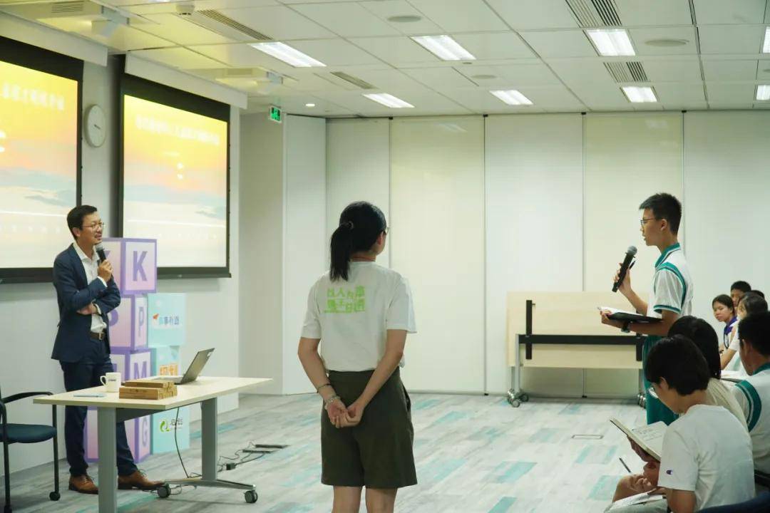 风行网：香港精准内部资料大全最新更新-高校社会实践队走进新城区禁毒教育基地 做“禁毒”践行者