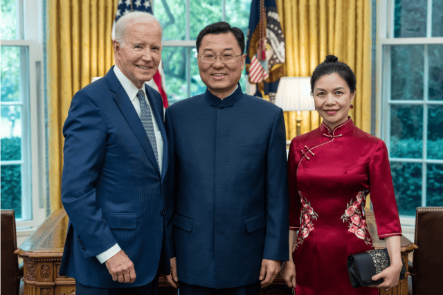 原创果然没白谈！中美关系迎来新变动？我驻美大使亲自表态，信号强烈