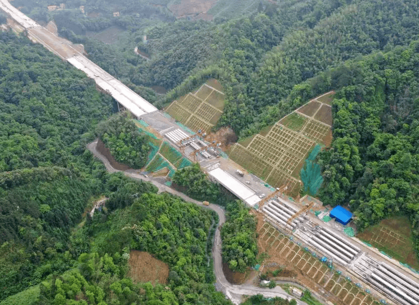 广西这条高速计划2025年建成，加快东融广东，可惜广东段还未建