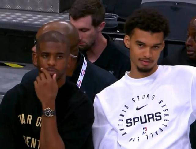 保罗在马刺首秀亮相!文班助攻精彩!球队迎来开门红