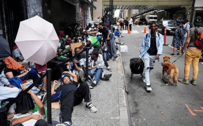 美大选尘埃落定！特朗普收重大噩耗，关键时刻，奥巴马真面目曝光