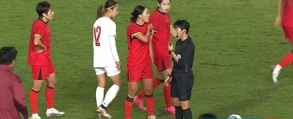 1-0！中国女足夺冠，占据优势却不进球，一个问题不解决，难走远