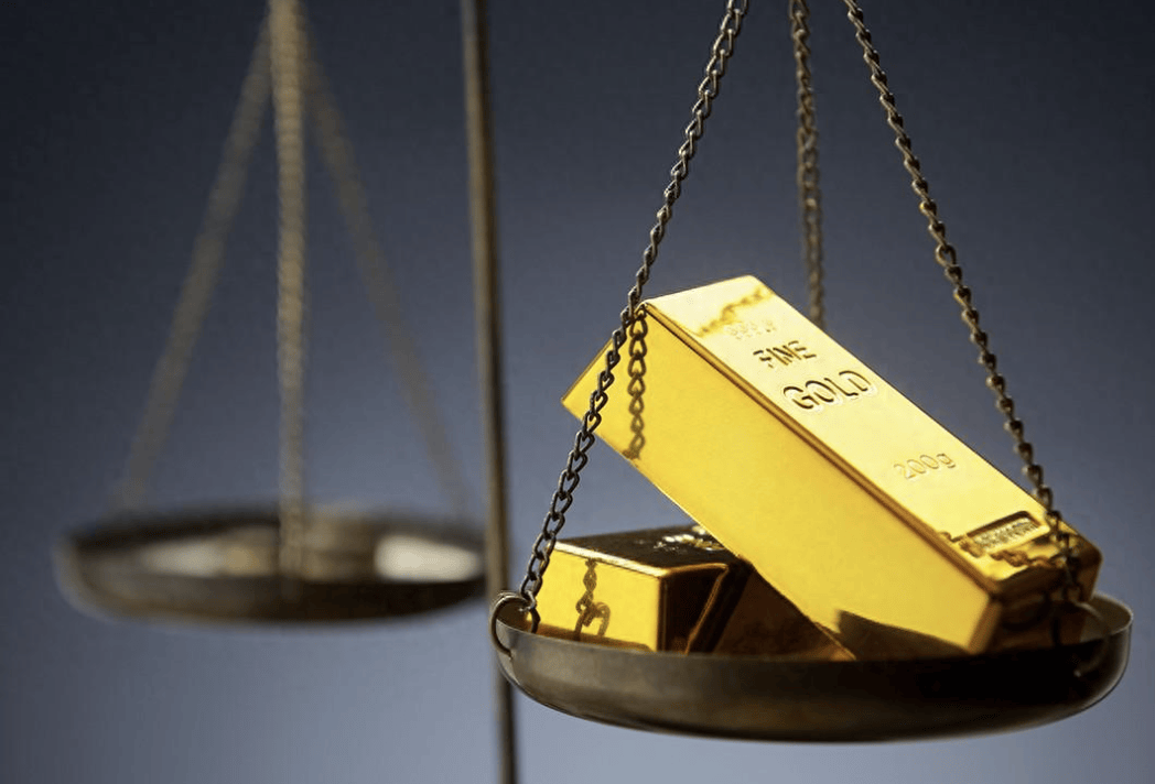 国际黄金惨遭抛售，明天将迎来美联储降息投资者如何应对