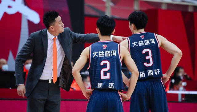 CBA赛季最新积分榜：辽篮CBA盘口与数据深度__今日盘口分析·大小分策略·球队档案战胜广东男篮取得四连胜仅五队排名变动！