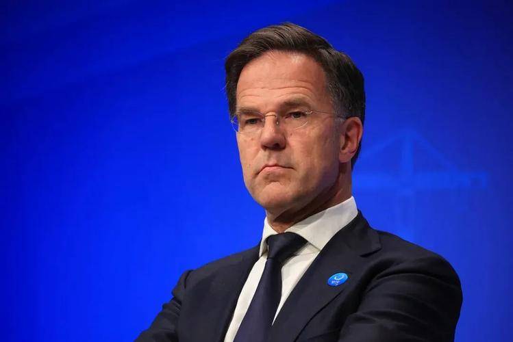 俄胜局已显！德国选择党向北约“摊牌”：接受并尊重俄罗斯的利益！