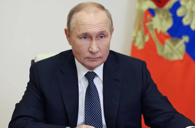 俄罗斯真正野心曝光！对华留了个心眼，关键时刻，第三国横插一脚