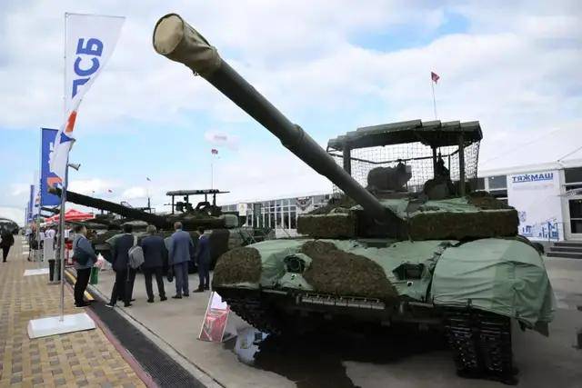 实战化改装！北部战区99A坦克加棚，无人机真就这么难防御？