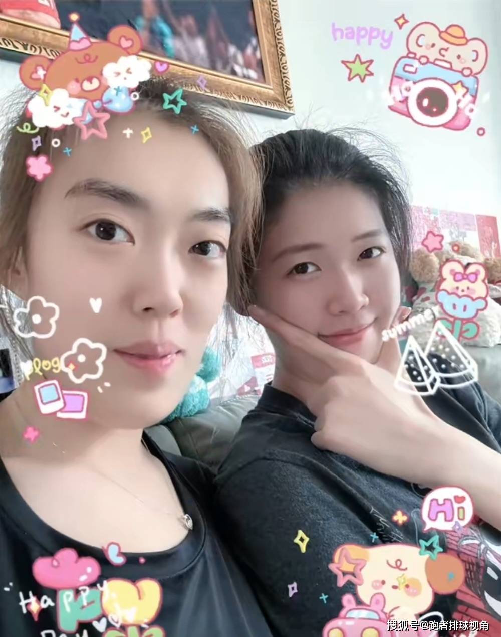 原创             中国女排好消息！李盈莹已经出院，闺房被曝光，孟豆探望