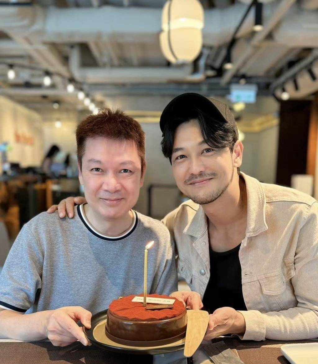 tvb出轨男星近况曝光，获后辈庆生，疑似携妻同现身