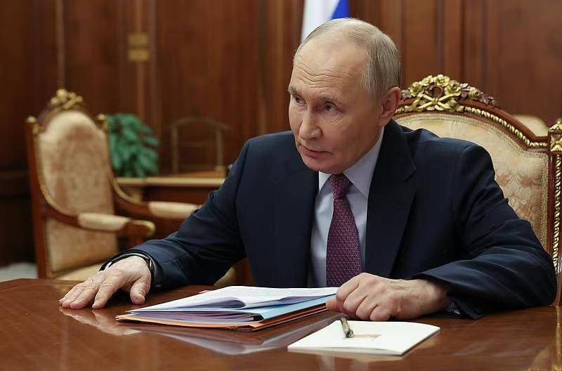 普京亲自接见！王毅访问俄罗斯，关键时刻，释放三大致命信号