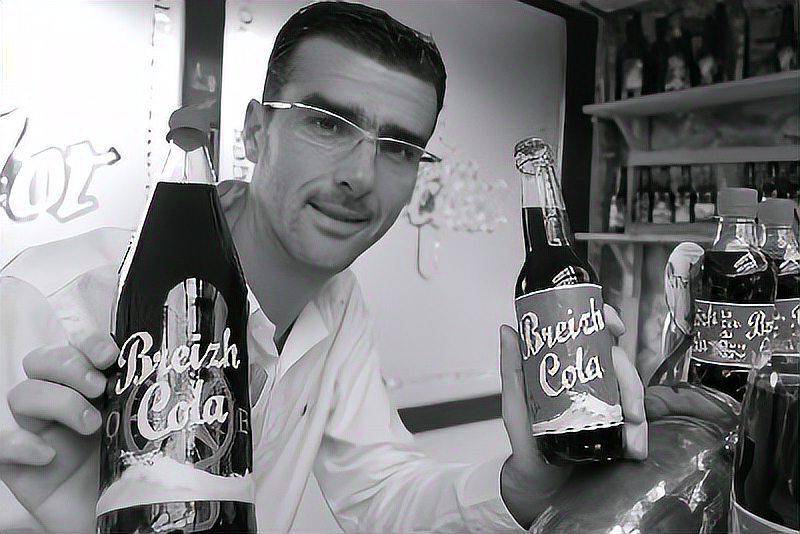 据报道,“布雷兹可乐”于2002年由“兰斯洛特啤酒厂”创立。2021年,该厂