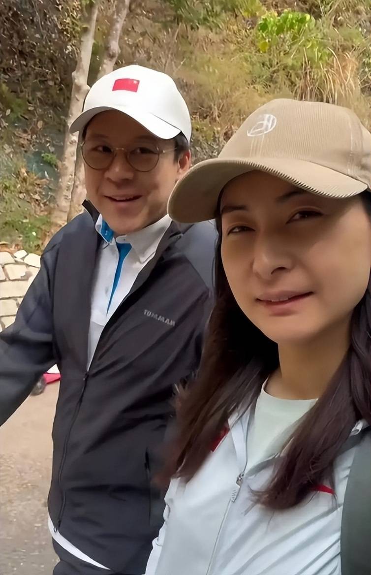 原创霍启刚这辈子最正确的决定，就是娶了郭晶晶！
