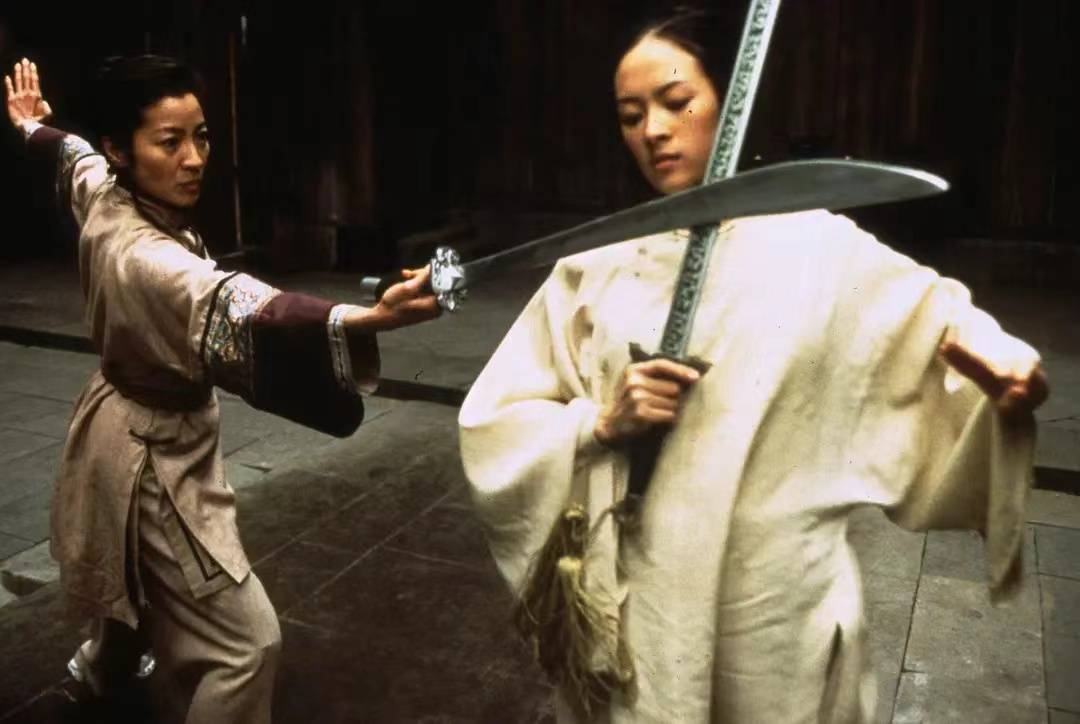 25年后，一切都是久别重逢，李安送给章子怡一个久违的拥抱