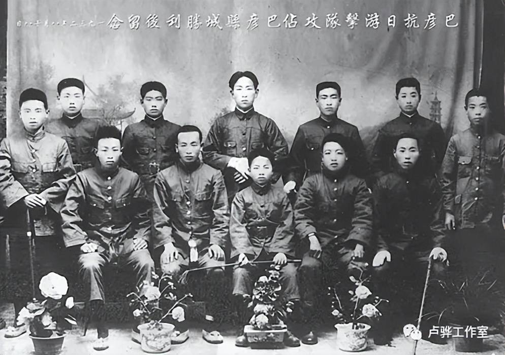 beat·365(中国) - 官方网站卢骅：丹东天桥沟发现赵尚志与抗联将士两幅合影照片(图6)