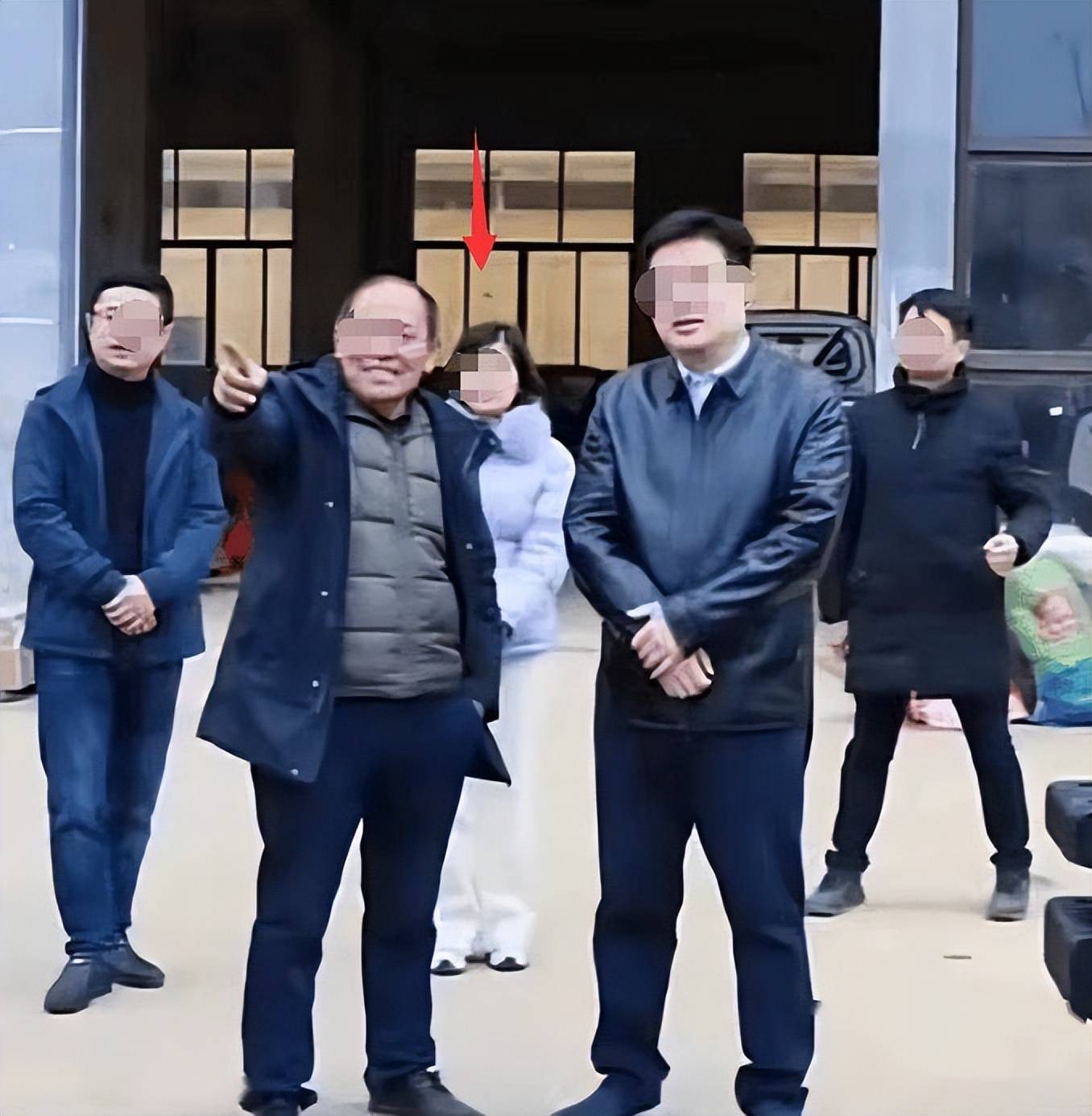 李佩霞毛奇曝更多亲密合影，两人形影不离，李佩霞现状曝光