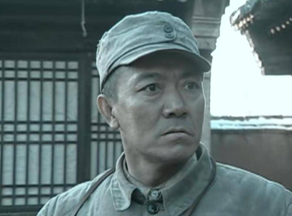 同样演李云龙，李幼斌和黄志忠差距，轻松看出！