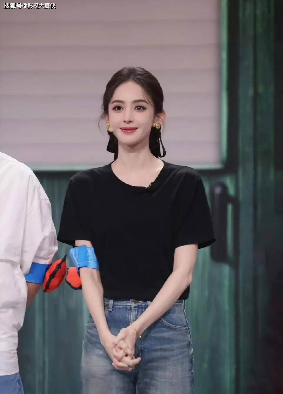娜扎16岁未修生图曝出引发热议，粉丝：这颜值是真实存在的吗？