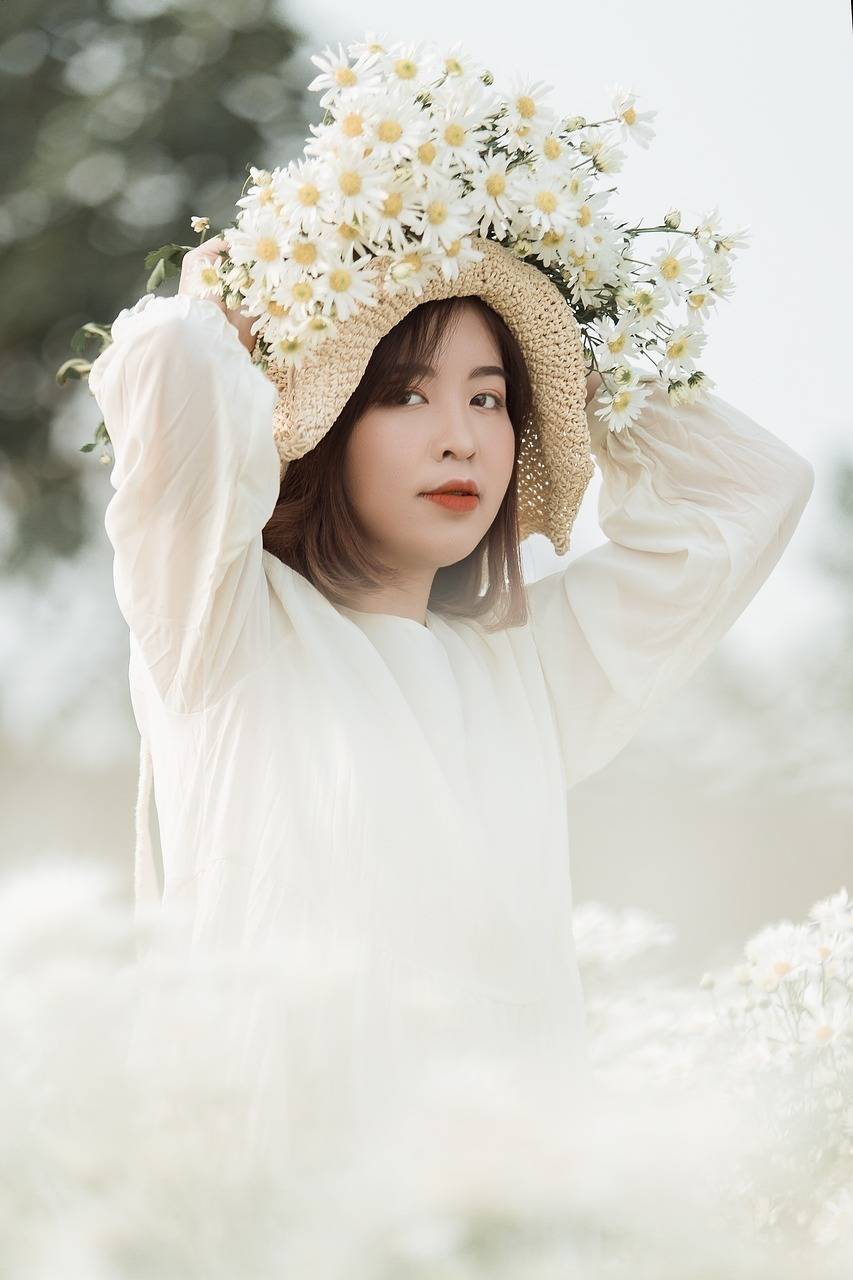 原创              人世匆匆，过客罢了，学会放手 ，向前走，别念旧！