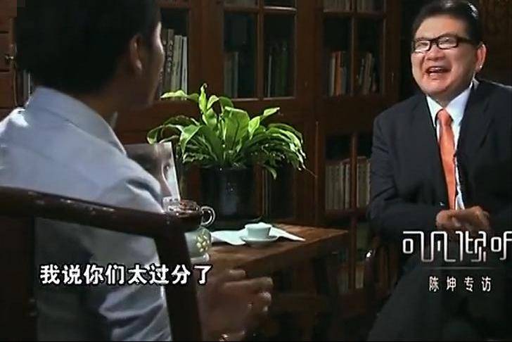 陈坤晒儿子毕业照，惊觉他是“男版张柏芝”，周迅值得吗？