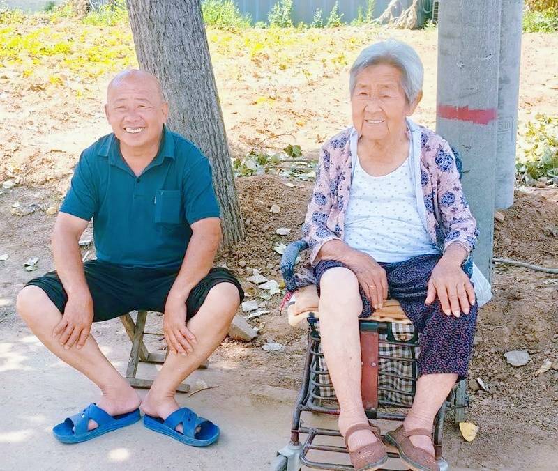 原创              到了晚年才明白：一生最亲的只有4个人，最后一个是亏欠最多的人