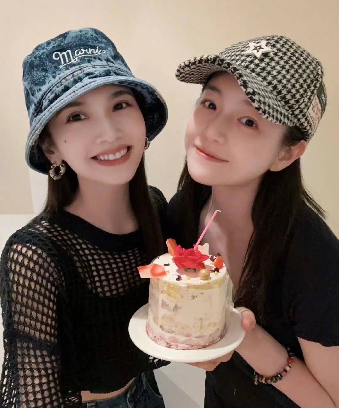 离婚是最好的医美，陈妍希带儿子大理庆生，杨丞琳12年坚持送祝福