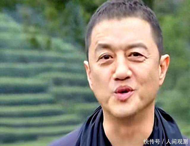 李亚鹏现状曝光：生活拮据，节俭省钱，五口之家挤小房子