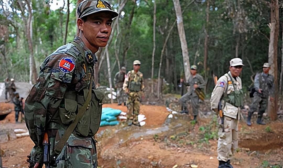 泰柬边境炮声刚歇，泰国急购瑞典战机为哪般？​​