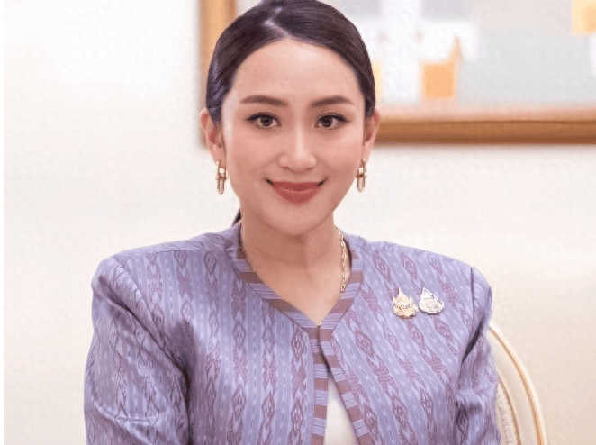 肉番全彩无肉码:老谋深算的洪森，抓住了佩通坦的致命把柄，中国邻国局势一夜巨变？
