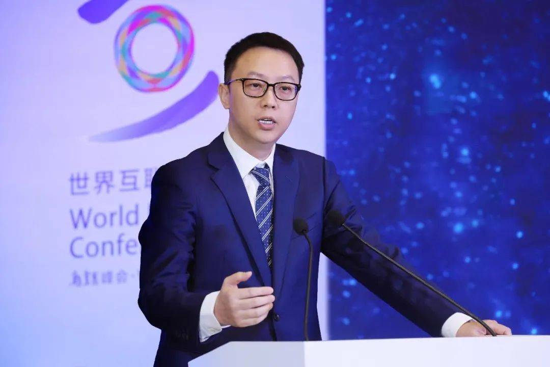 原创             刘强东给了蒋凡一些灵感