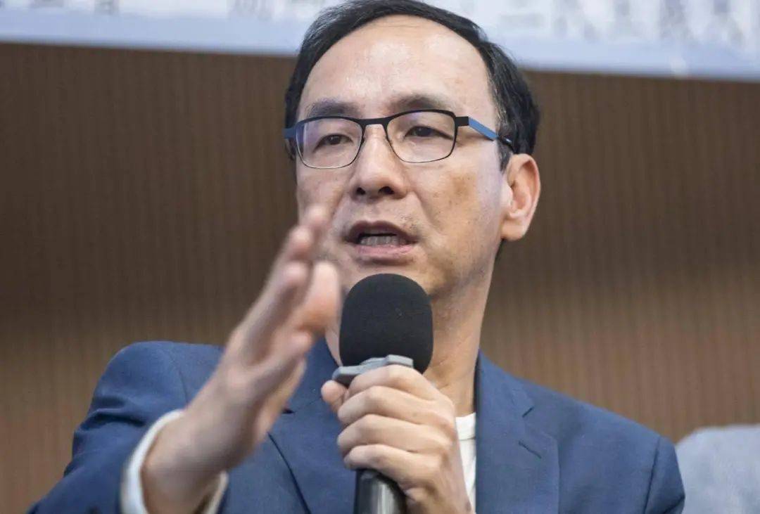 赖清德发表“台独”宣告后，不到24小时，解放军43舰机L型围台